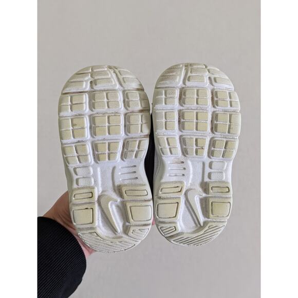 Nike Fusion Run 3 Sneakers Size 4C Black Gray 654154-002 Shoes - Picture 6 of 8